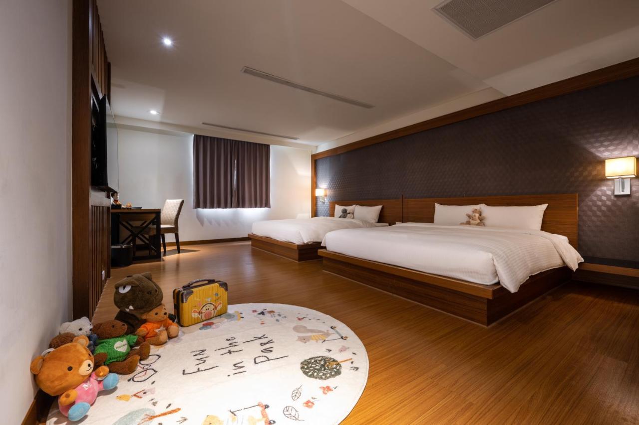 ז'וביי Hotel Bonza מראה חיצוני תמונה