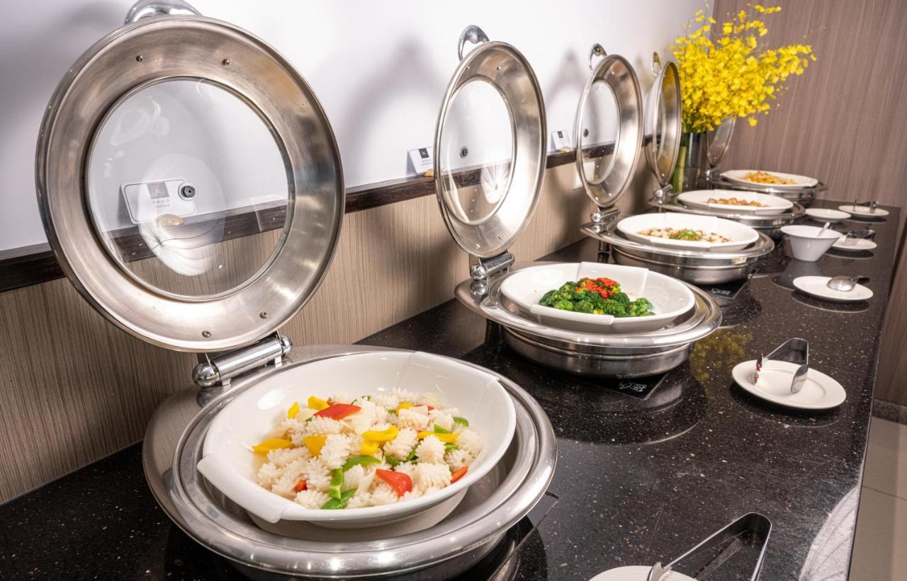 ז'וביי Hotel Bonza מראה חיצוני תמונה