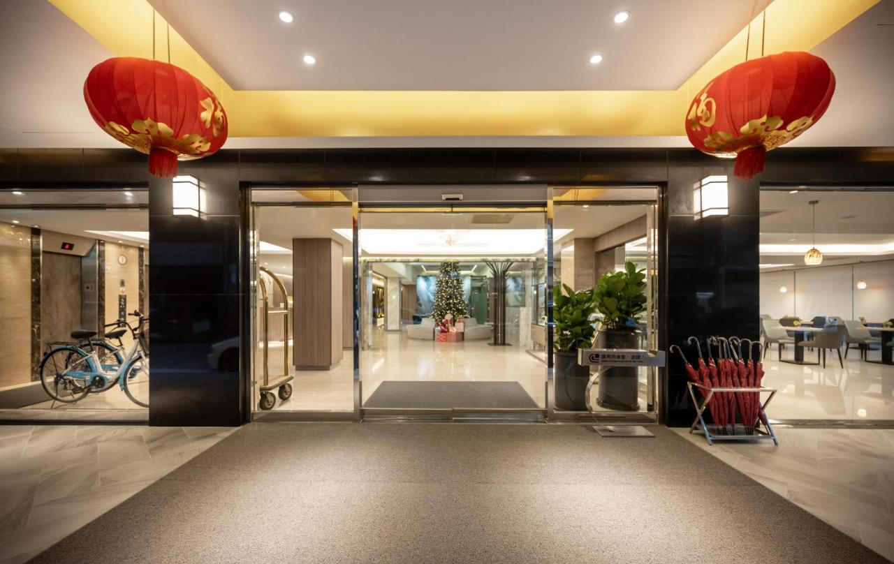ז'וביי Hotel Bonza מראה חיצוני תמונה