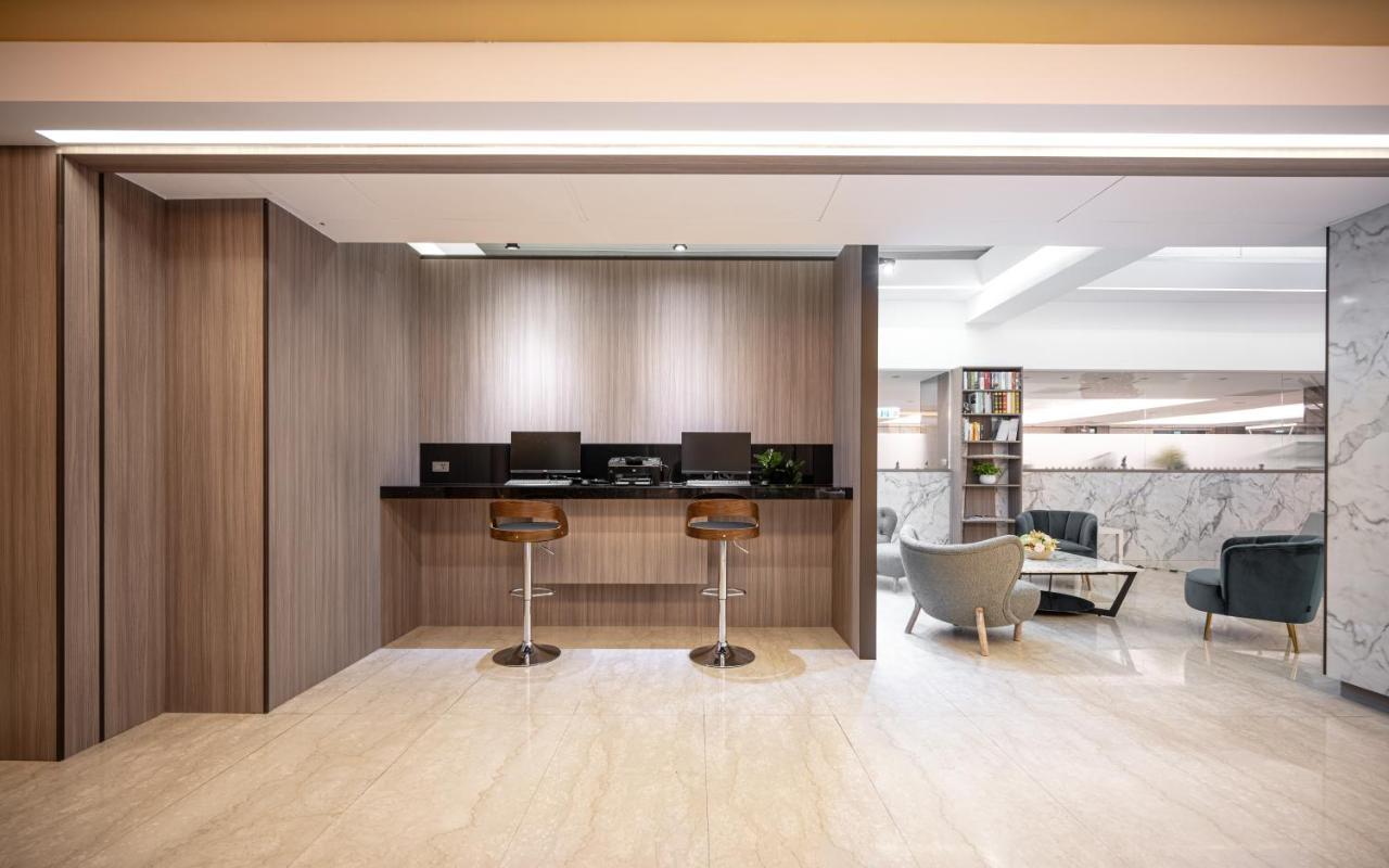 ז'וביי Hotel Bonza מראה חיצוני תמונה